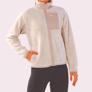 NIKE | sherpa jacket | sand | L